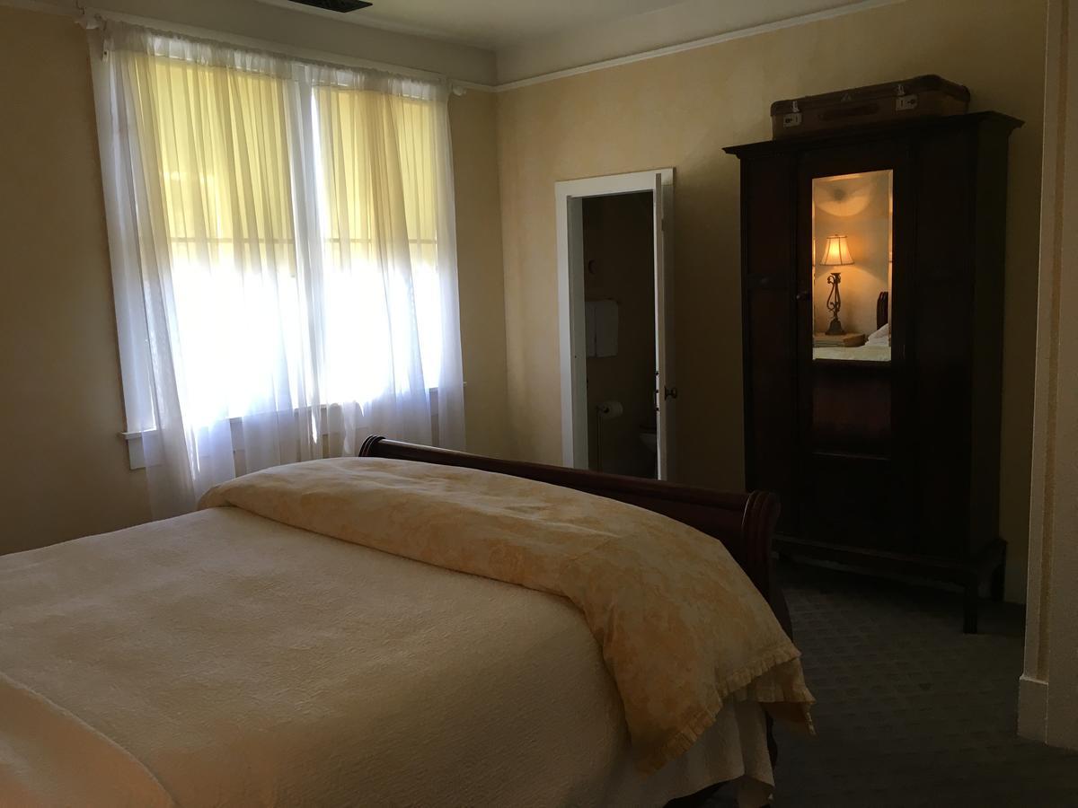 The Madison House Bed And Breakfast 네바다시티 외부 사진